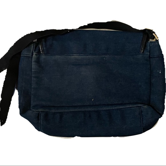 BABY PHAT blue denim crossbody/satchel/messenger  bag
14in width
11 in height - Picture 2 of 2